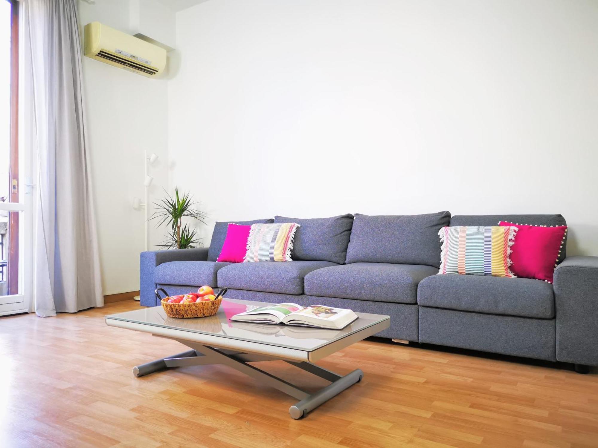 Spacious Apartment 50 Meters From The Metro Milano Ngoại thất bức ảnh